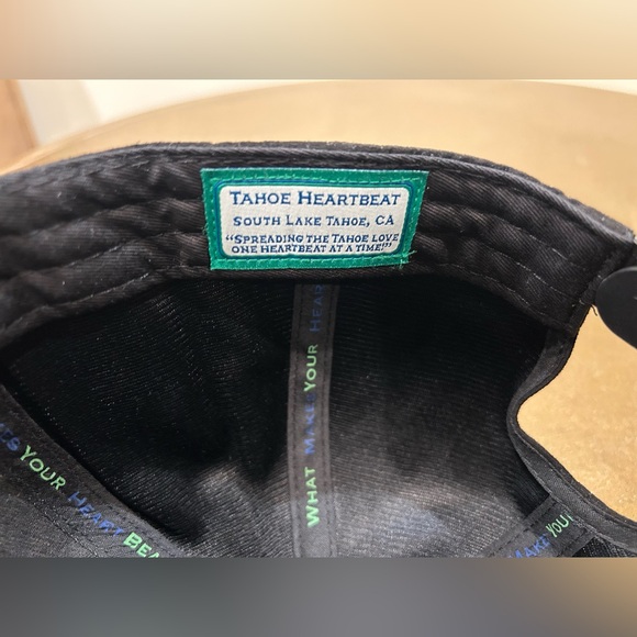 The Tahoe Heartbeat Hat Snap Back Black/white, Unique Print, Very Nice Condition - Picture 6 of 8